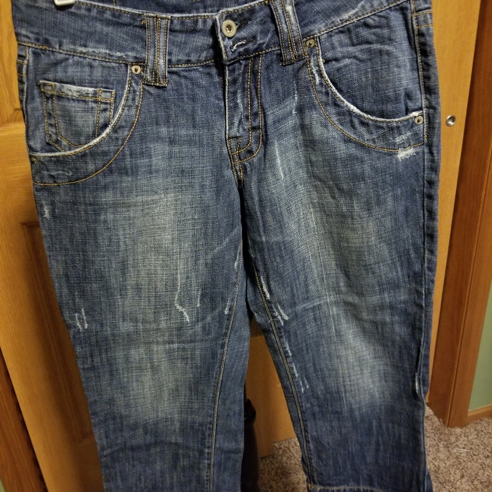 Maurices Capris